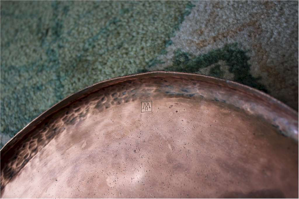 Hugh Wallis arts and crafts copper oval tray c1900