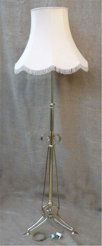 Arts and crafts adjustable standard lamp c1900
