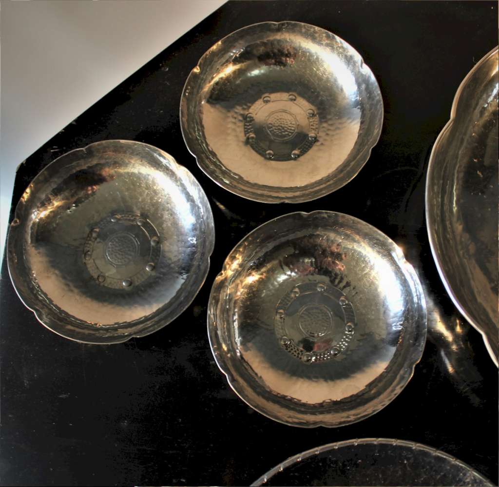 Keswick School Industrial Arts Staybrite collection of seven bowls