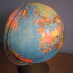 1950's vintage Illumina Globe