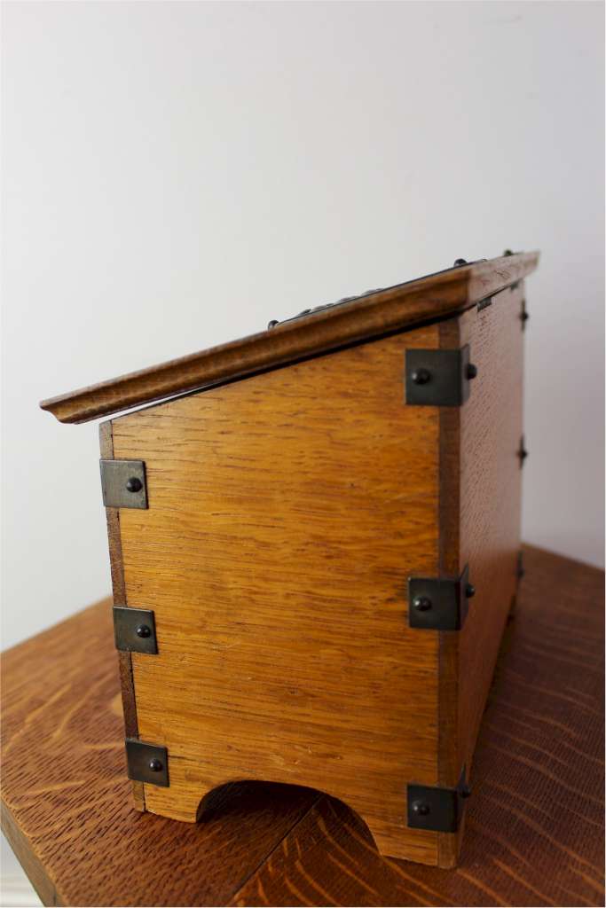 Arts and Crafts oak stationary box