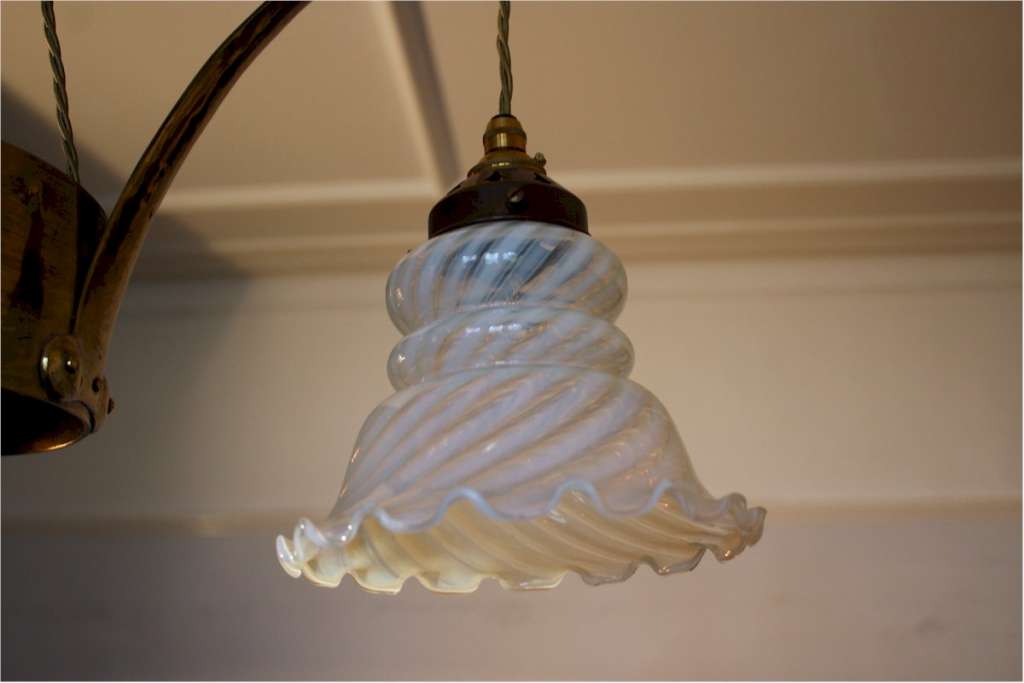 Arts and Crafts ceiling lamp vaseline shades