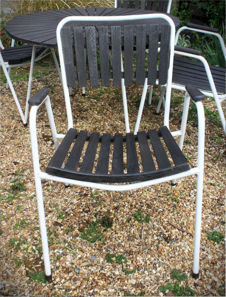 Daneline mid century garden table and chairs