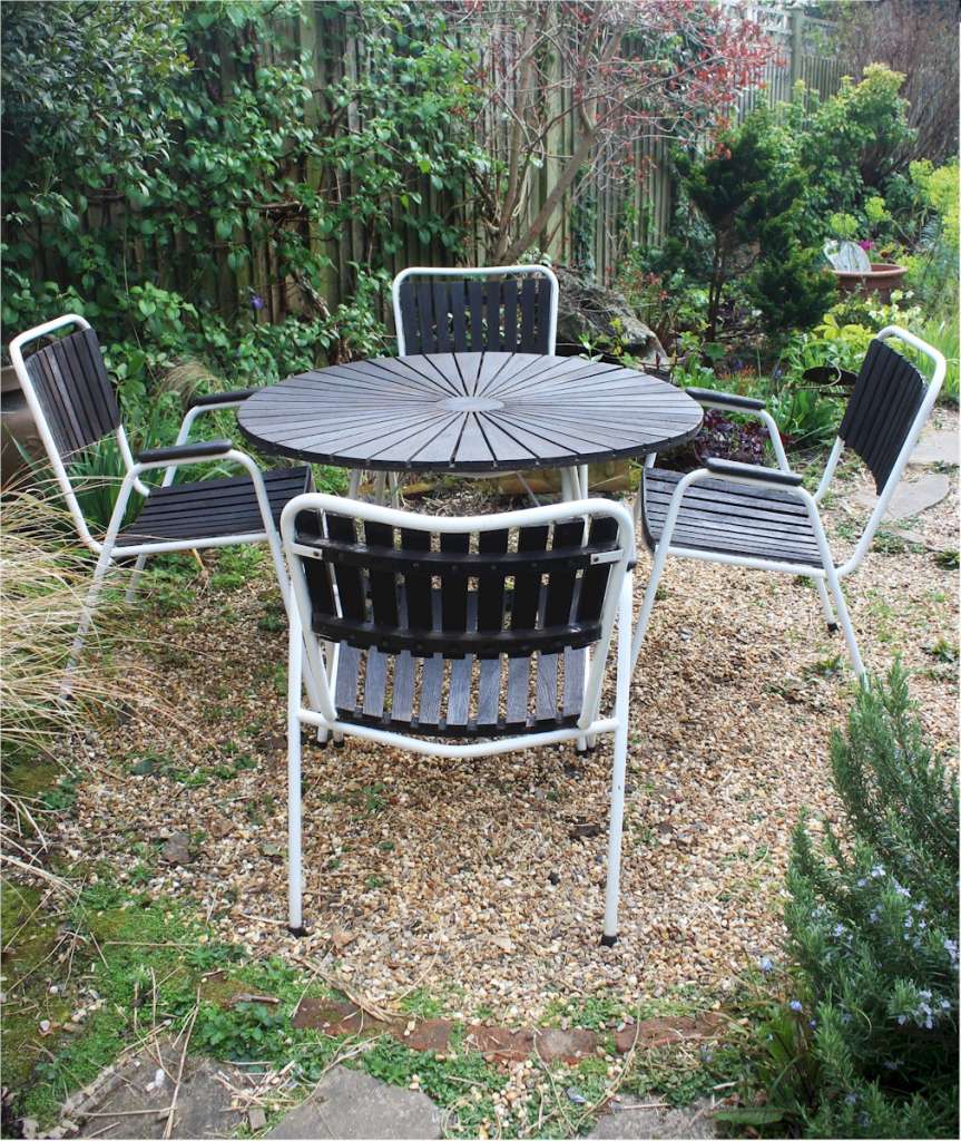 Daneline mid century garden table and chairs