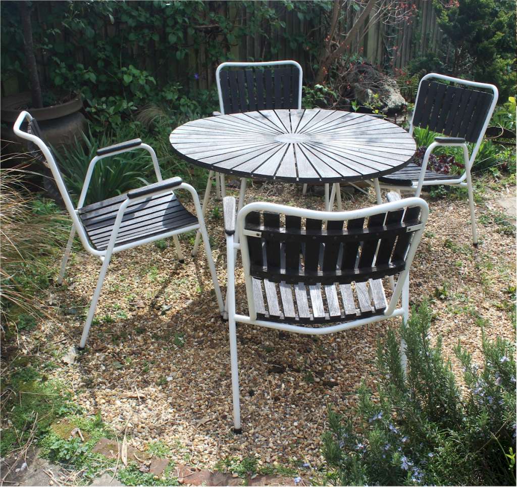 Daneline mid century garden table and chairs