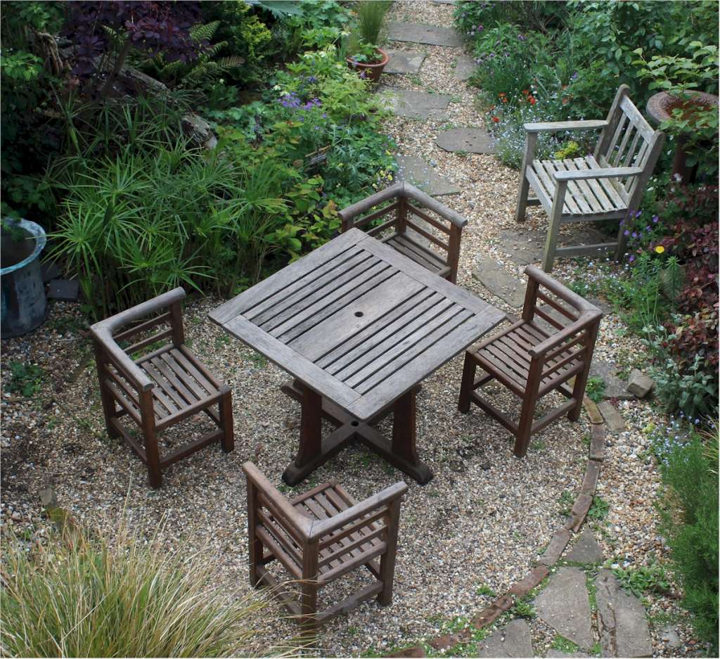 R A Lister Garden Set Table And Four Chairs