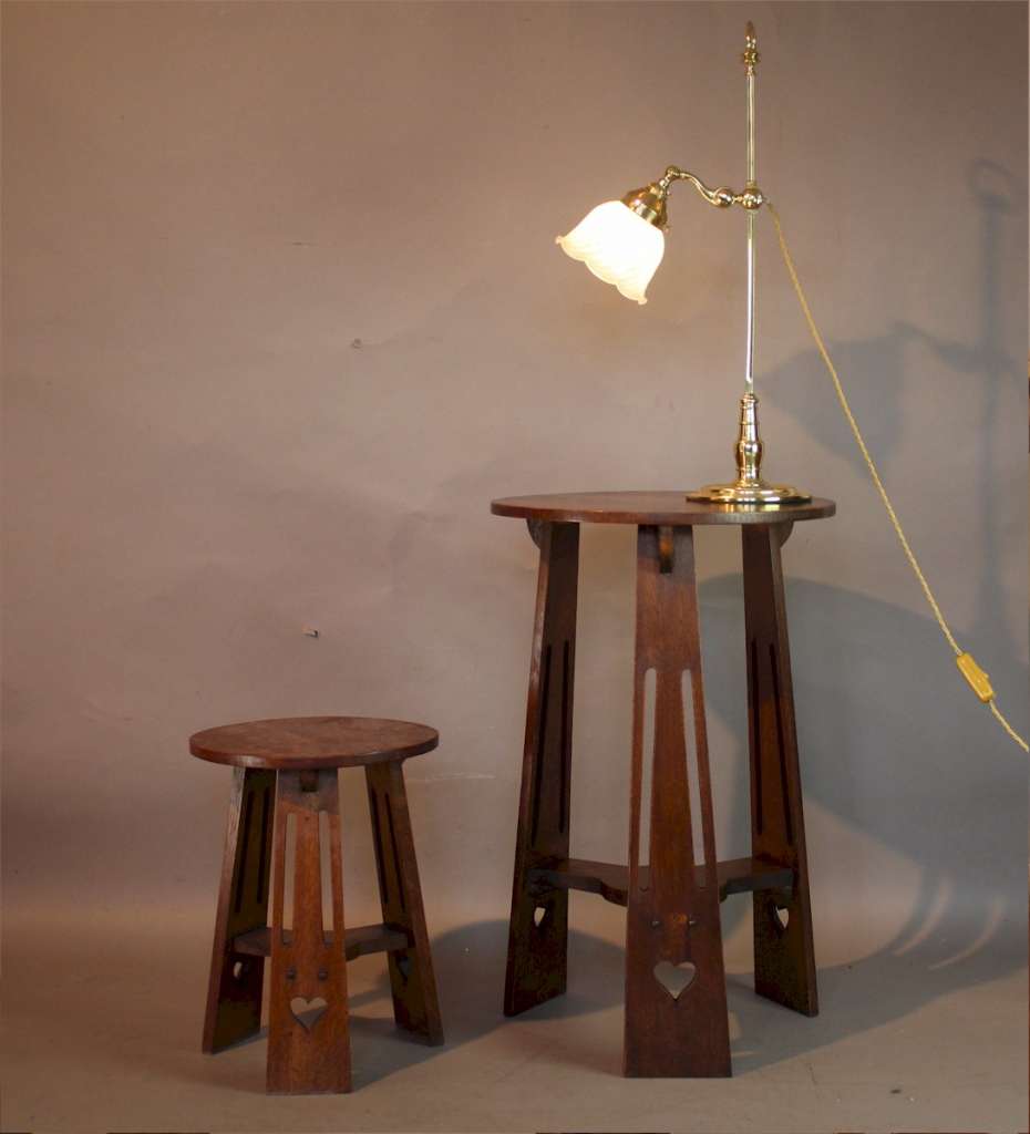 Classic arts an crafts three legged oak lamp table