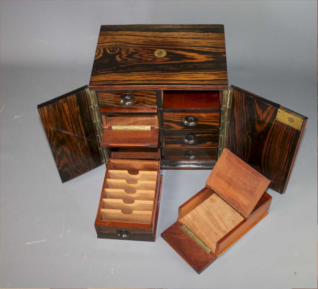 Victorian table top cabinet in Calamander veneer Bramah locks