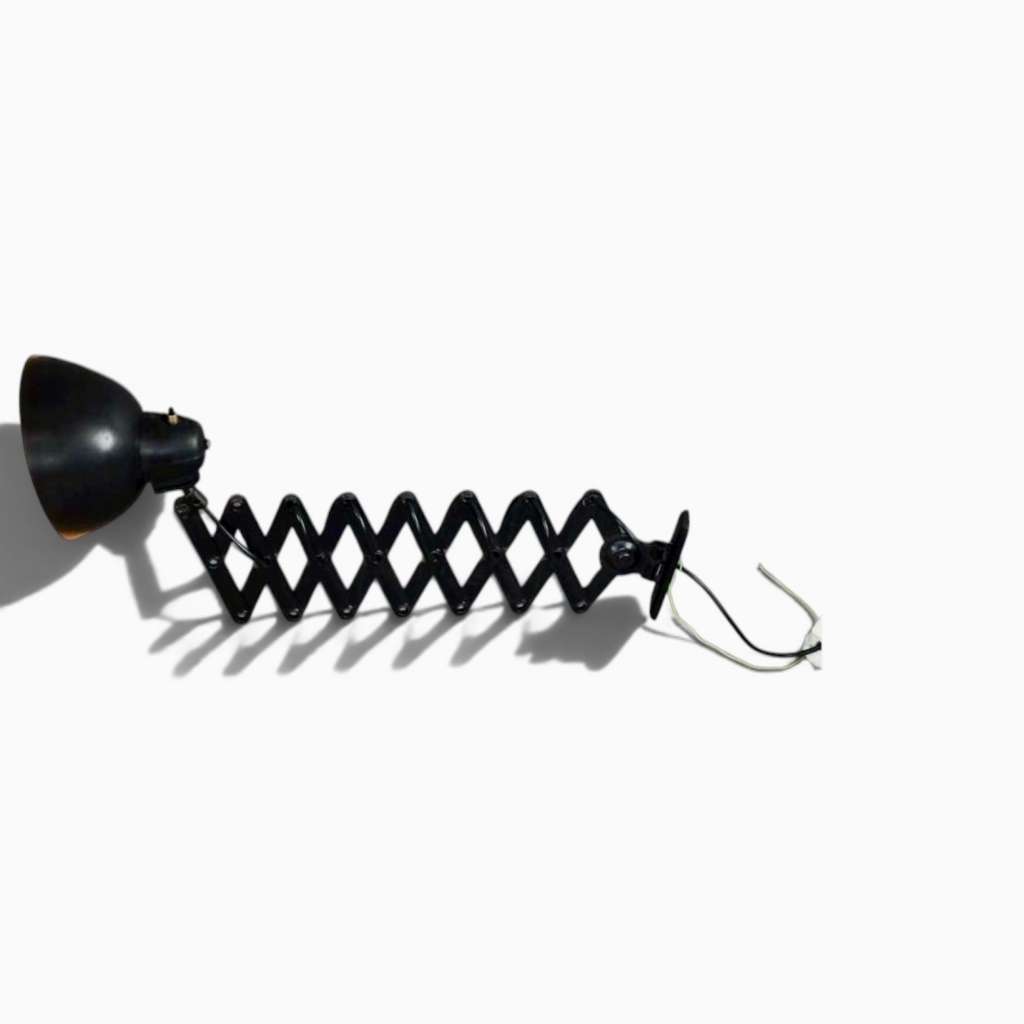 Bauhaus extending scissor wall lamp by IKA LBL