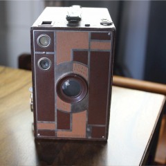 Kodak Brown No2A Beau Brownie Art Deco Box Camera