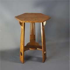 Arts and Crafts side table in oak