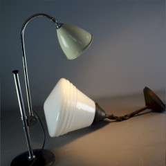 Large opaline shade with bronzed chain