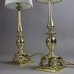  Good quality pair of Edwardian brass table lamps